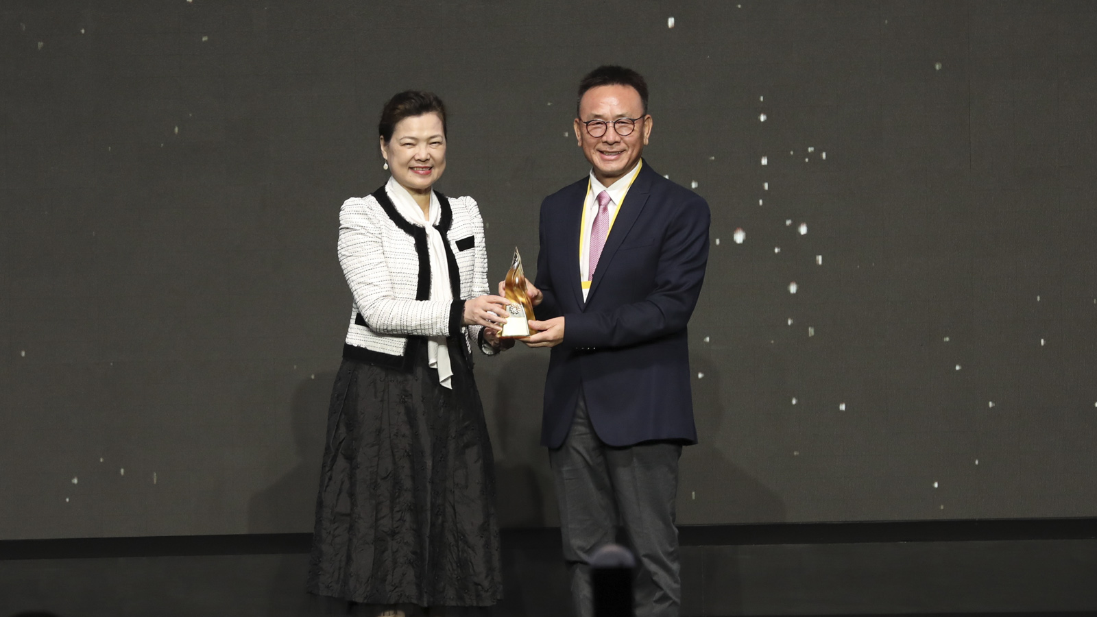 Taiwan Excellence Awards 2020 handover